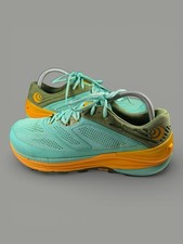 Women’s 9.5 - Topo Athletic