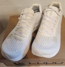 NIB TOPO ATHLETIC Specter C