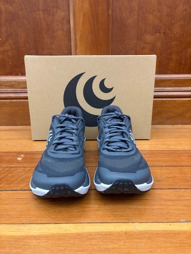 New topo athletic - -,