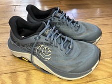 Topo Athletic Ultraventure 4
