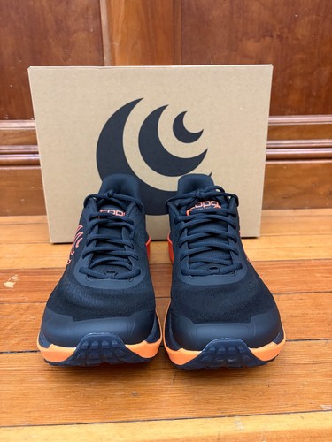 New topo athletic - -,